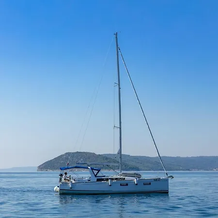 Beneteau Oceanis 38.1.- Anima Maris Iii Sailing Boat 스플리트