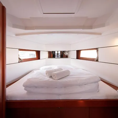 Beneteau Oceanis 38.1.- Anima Maris Iii Sailing Boat سبليت